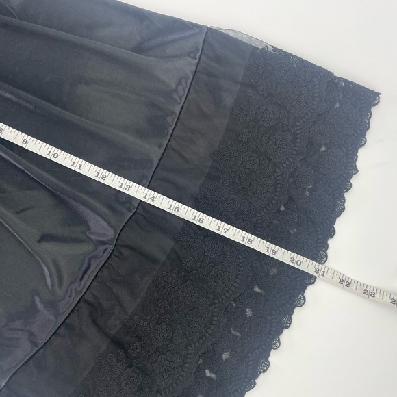 Vintage Black Half Slip Double Layered Lace Hem Size Small O2 Collection Korea - Picture 13 of 13